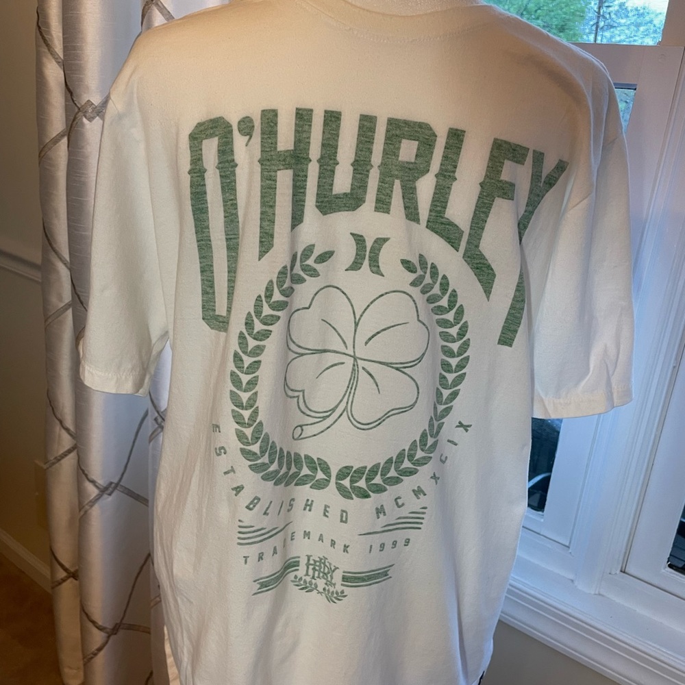 Hurley t-shirt Sz M